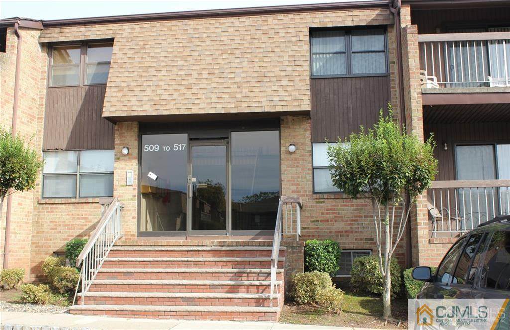 512 Sharon Garden Drive - Photo 1