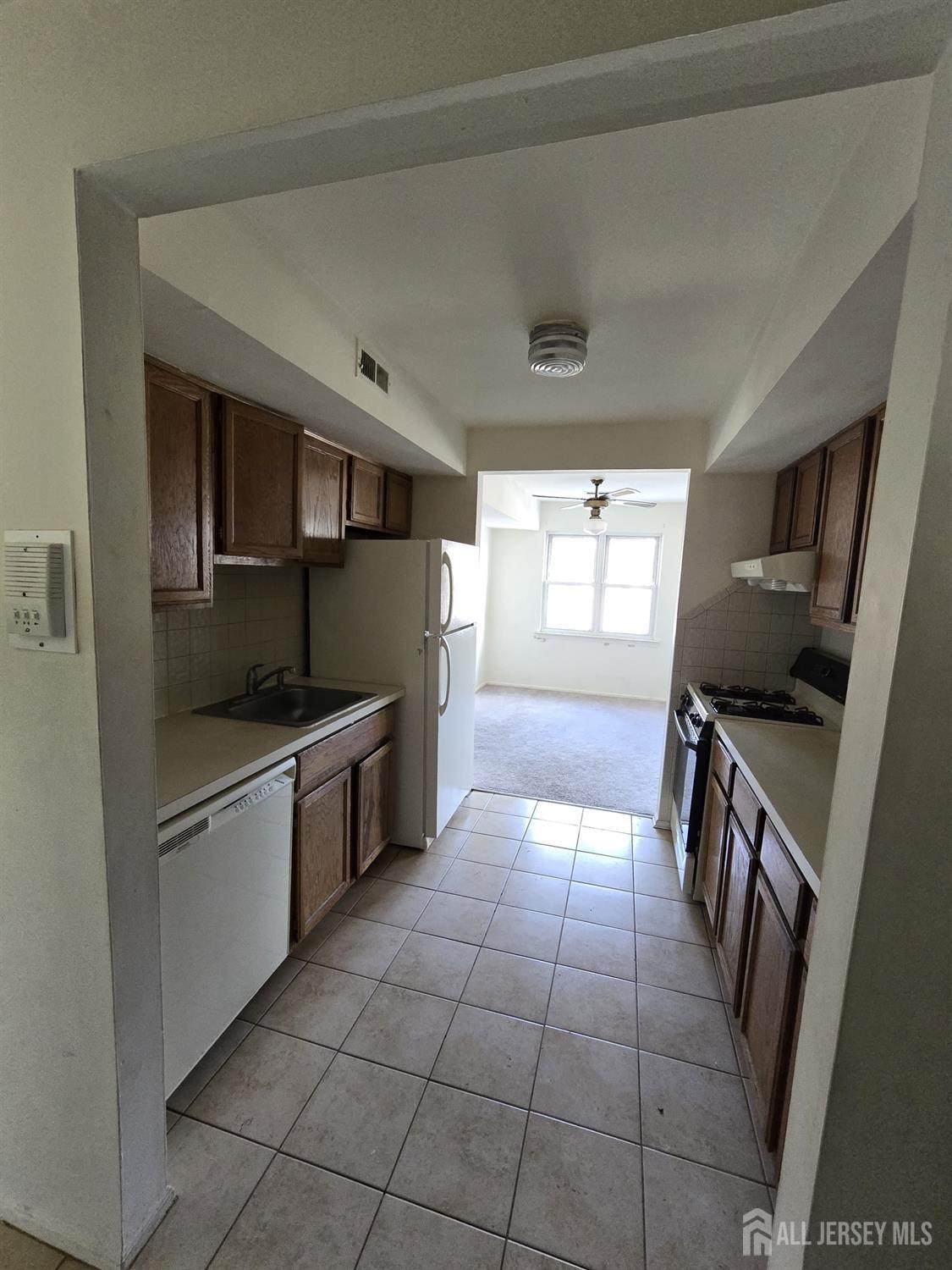 198 Sierra Court - Photo 1