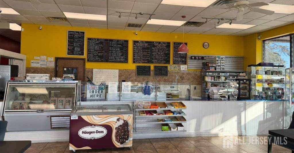 319 Brick Boulevard - Photo 1