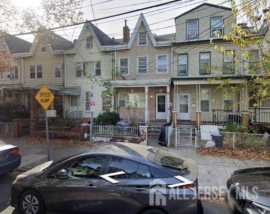 49 Court House Place - Photo 1