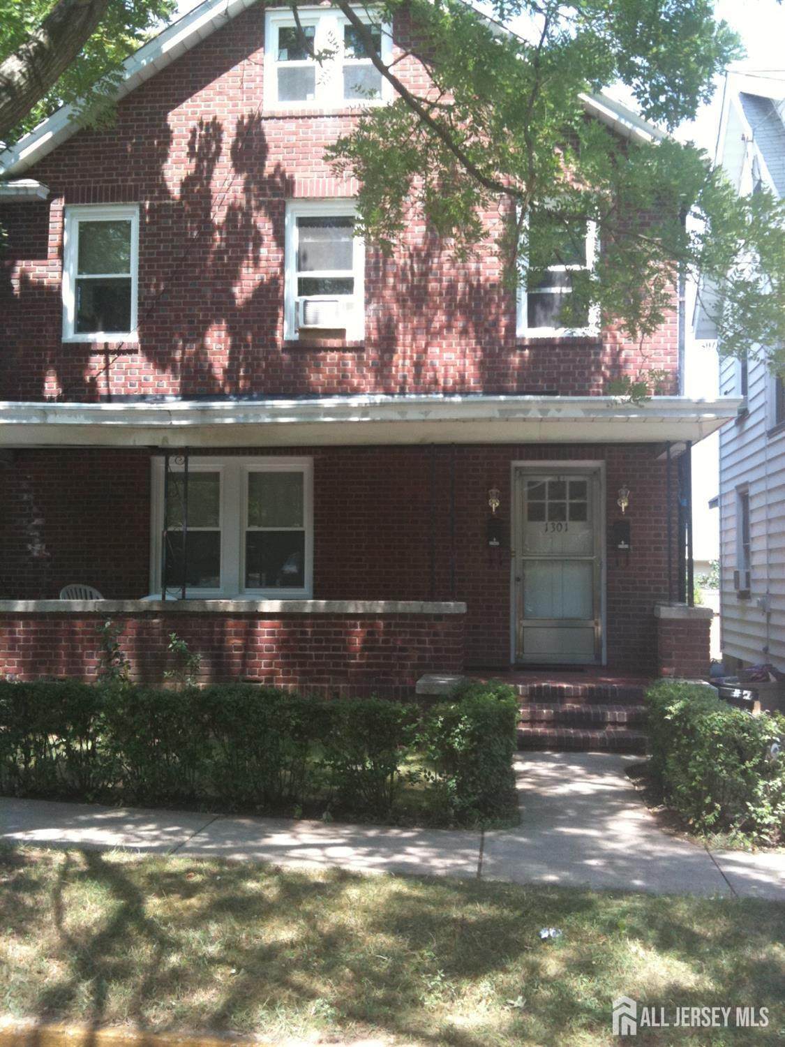 1301 Central Ave Avenue - Photo 1
