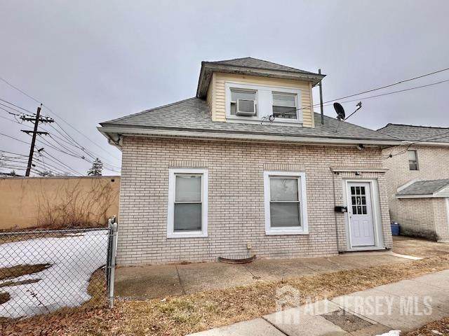 121 Kossuth Street - Photo 1