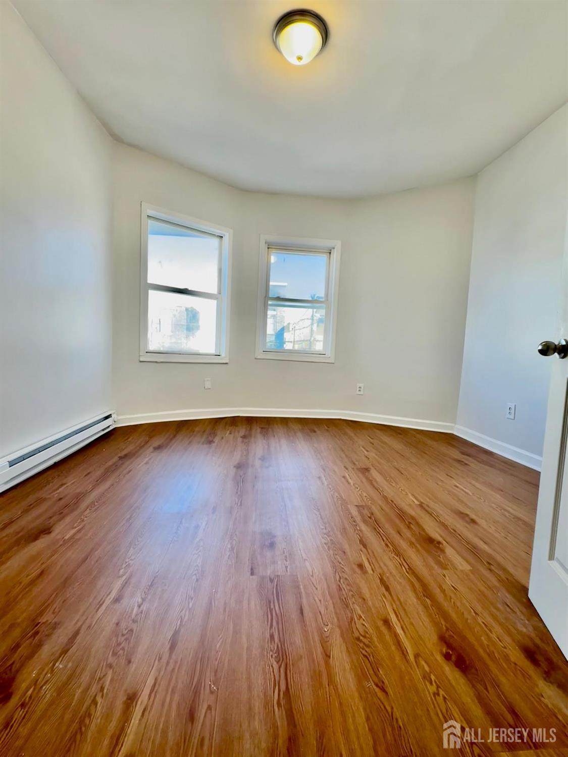 489 17th Street - Photo 1
