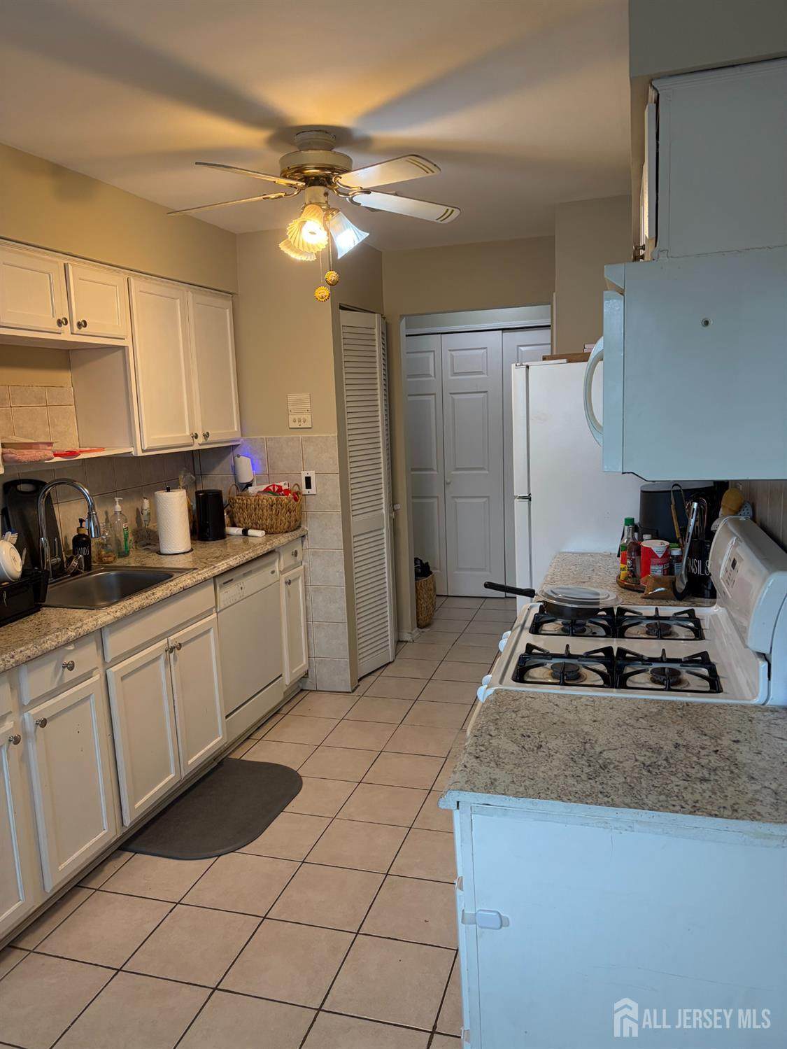 https://bt-photos.global.ssl.fastly.net/middlesexnj/orig_boomver_1_2614400R-2.jpg
