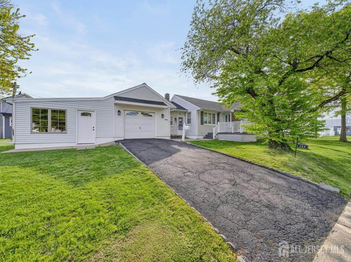 383 Carteret Avenue - Photo 1