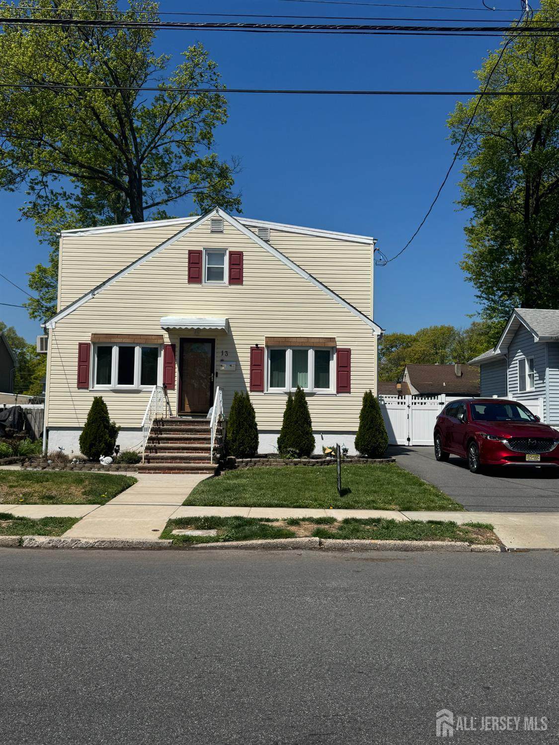 13 Park Avenue - Photo 1
