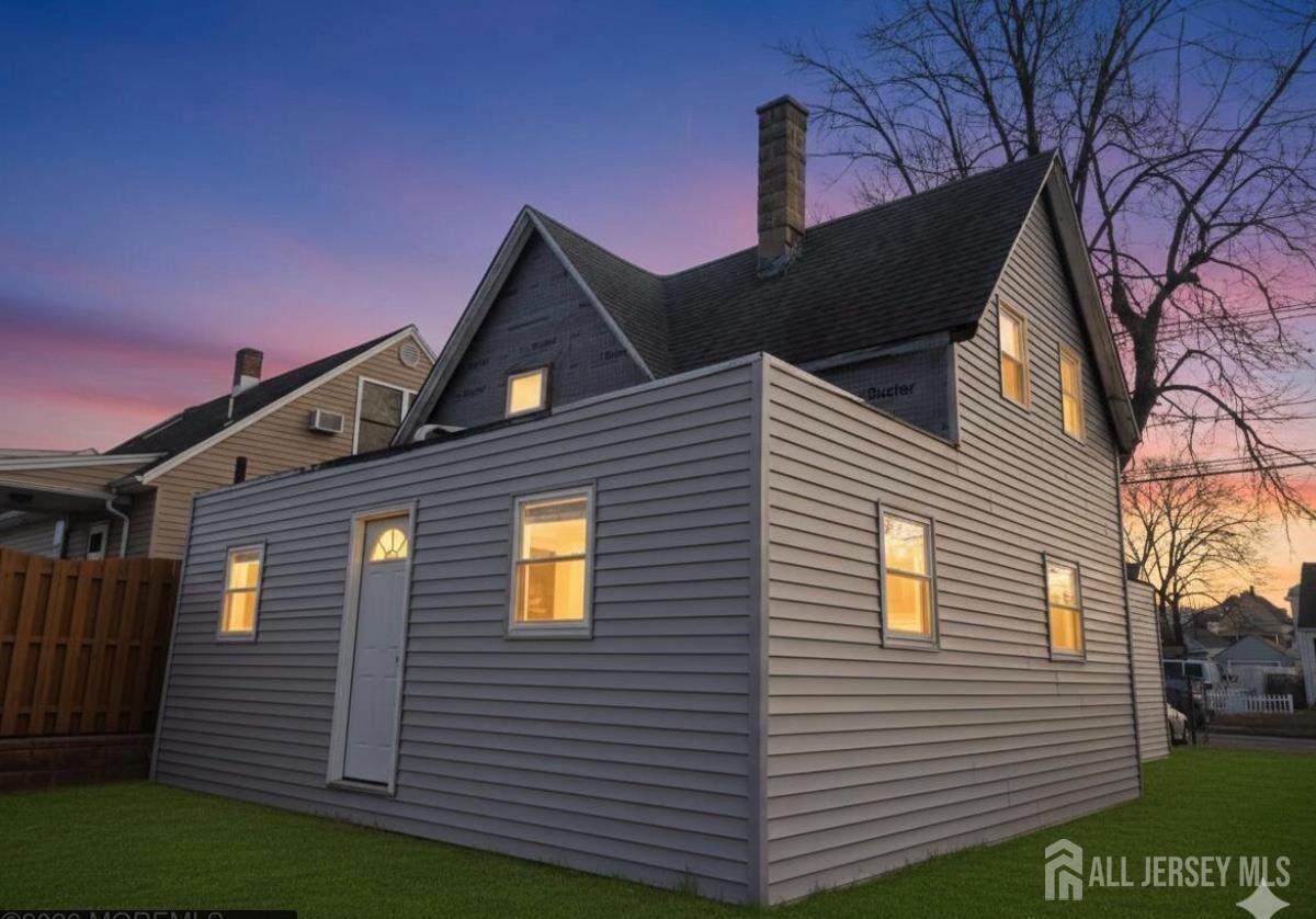 693 Hanson Avenue - Photo 1