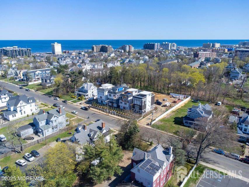 162 Franklin Avenue - Photo 1