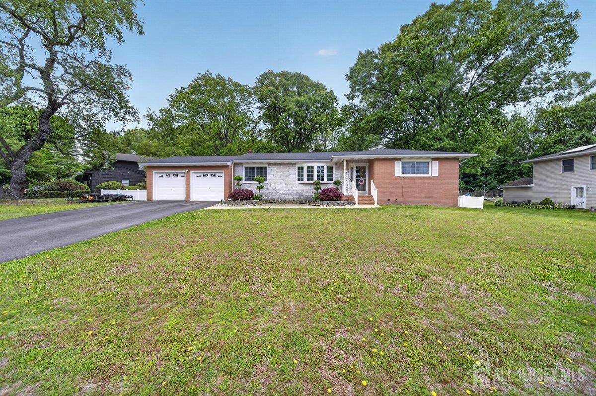 16 Dusko Drive - Photo 1