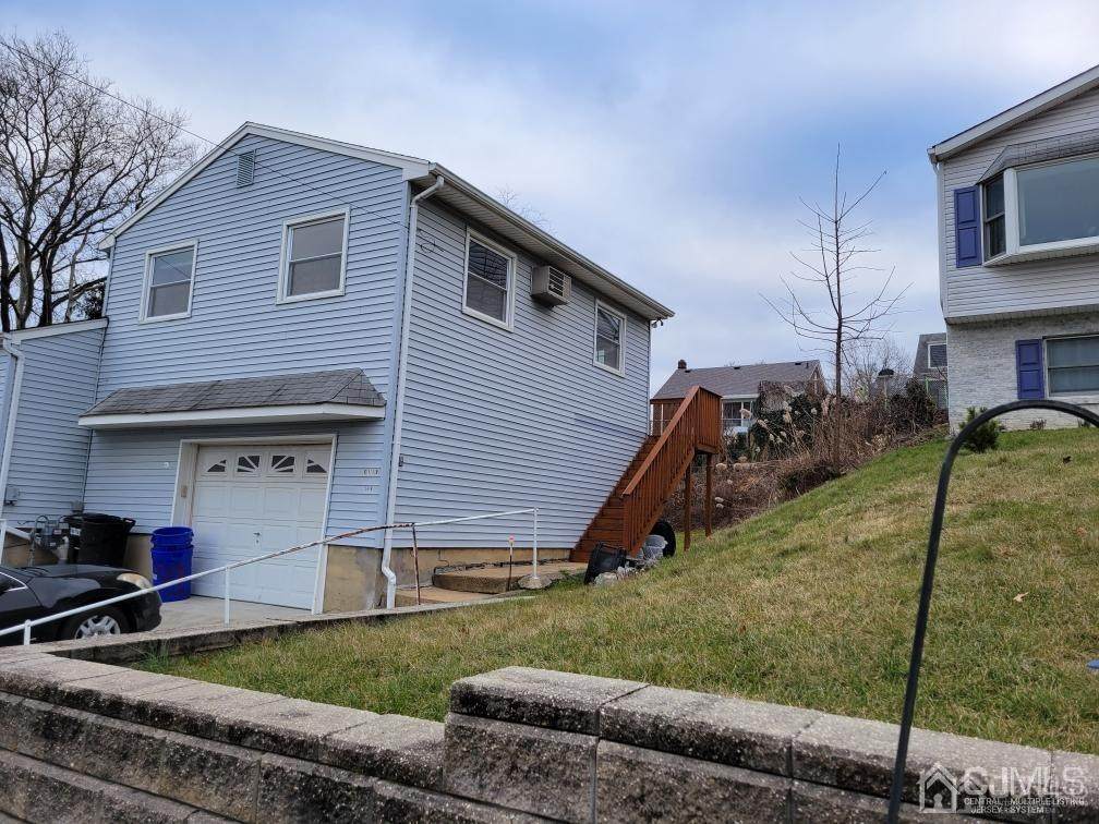 511 Leffert Street - Photo 1