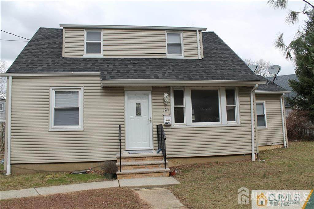 323 9th Street - Photo 1