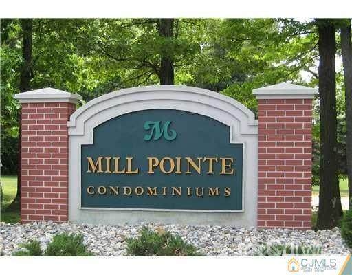 204 College Drive - Photo 1