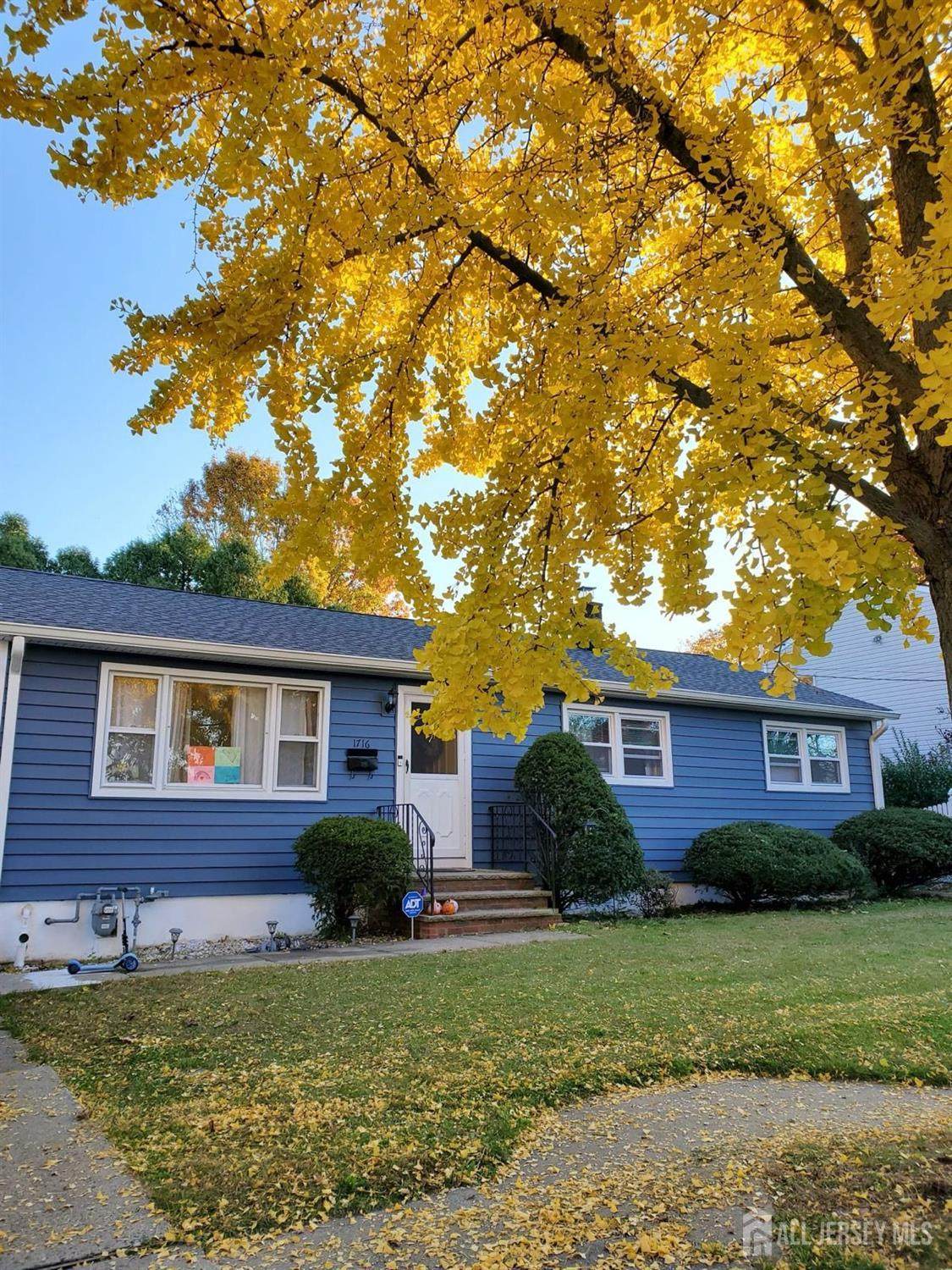 1716 Central Avenue - Photo 1