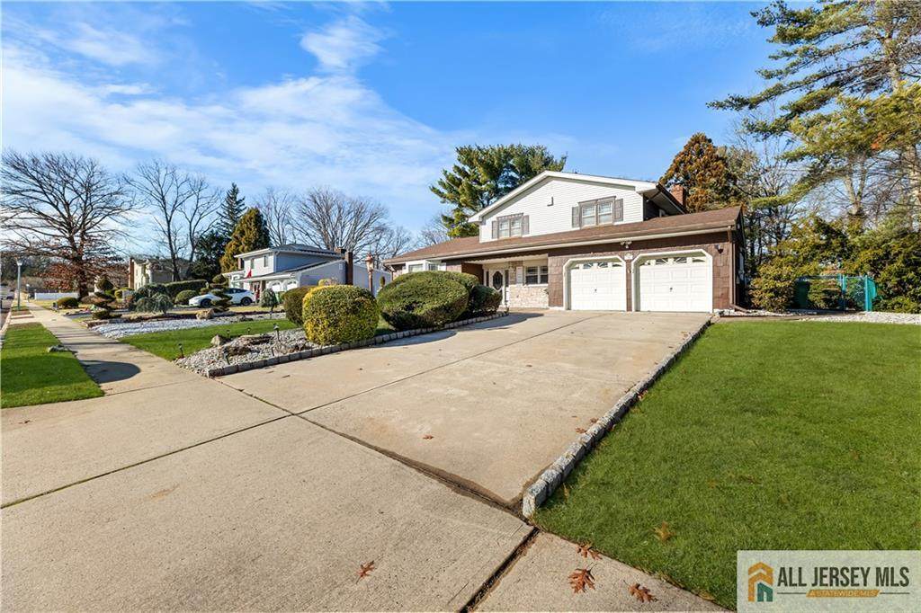 32 Fielek Terrace - Photo 1