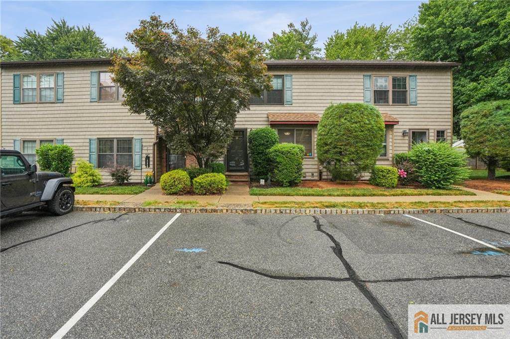 74 Pheasant Run - Photo 1