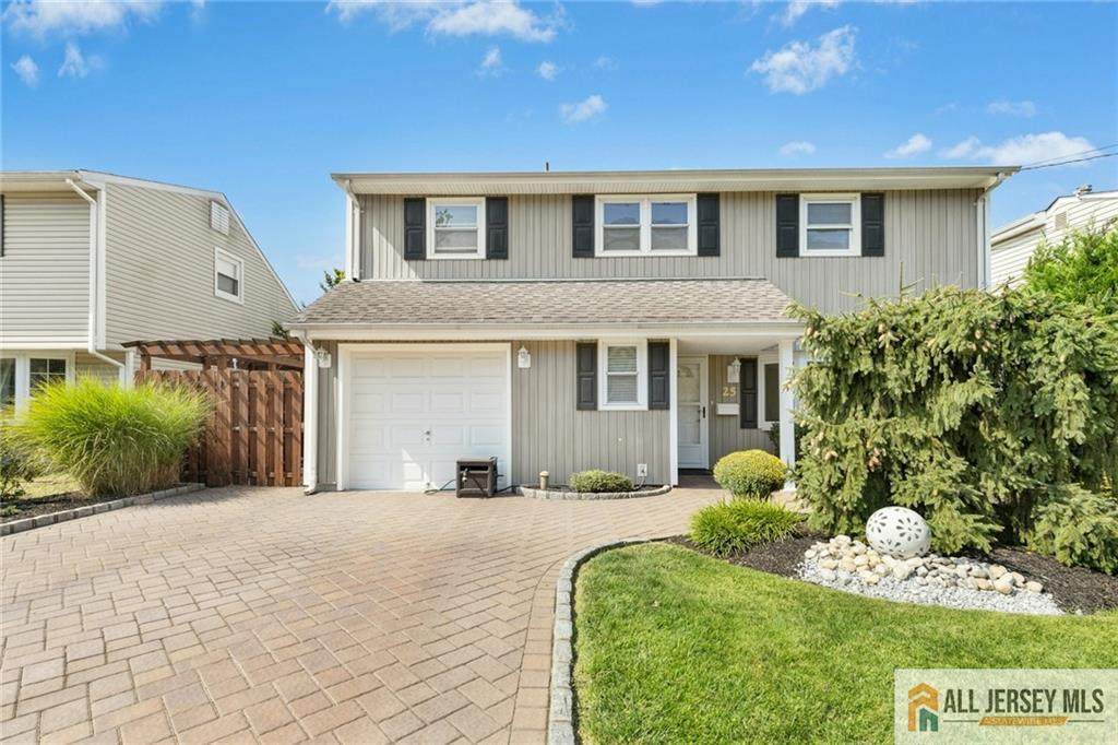 25 Lincoln Avenue - Photo 1