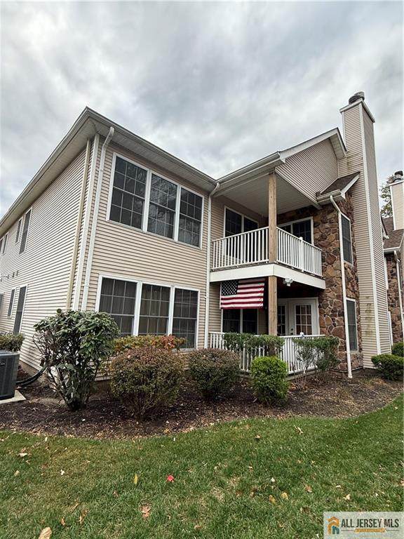 99 Chariot Court - Photo 1