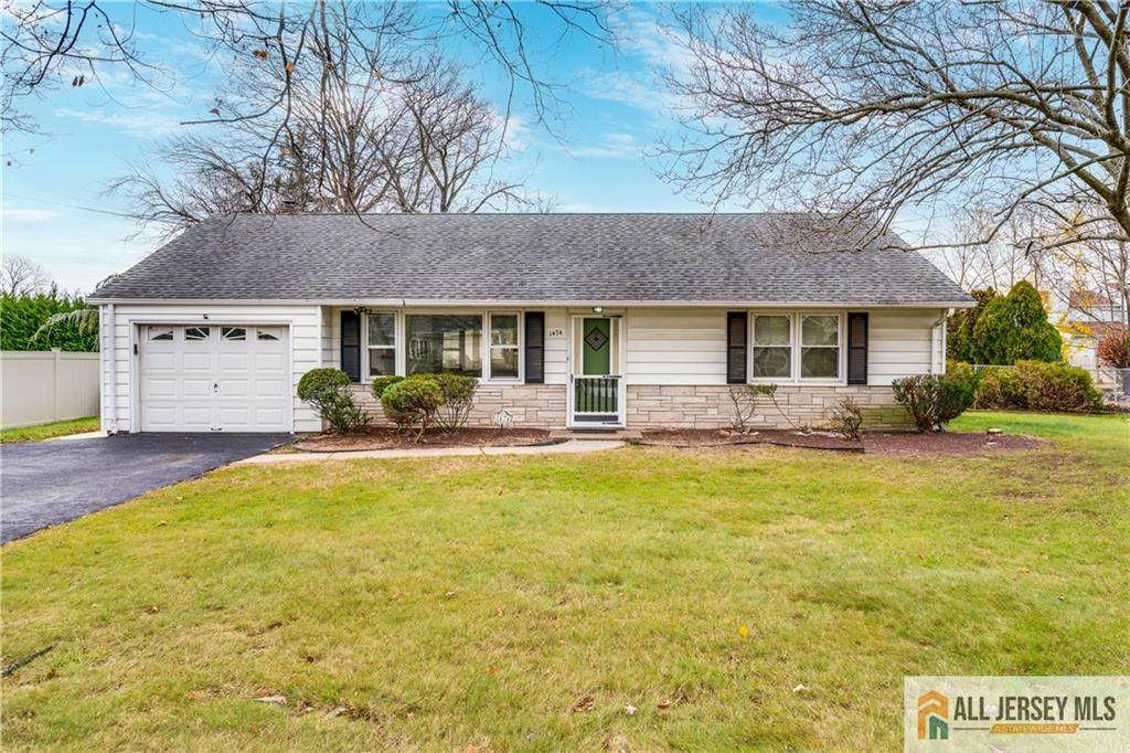 1474 Huron Road - Photo 1