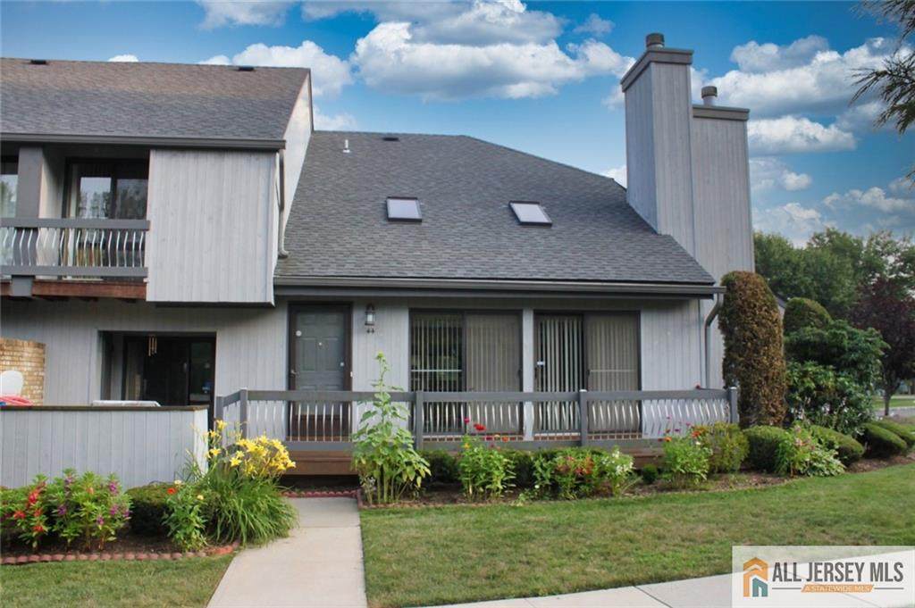 44 Wisteria Court - Photo 1