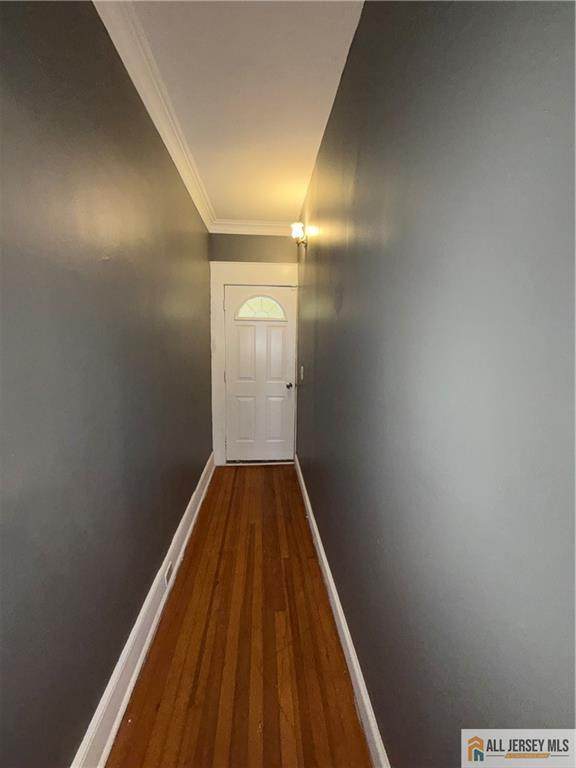 185 Linden #1 Avenue - Photo 1