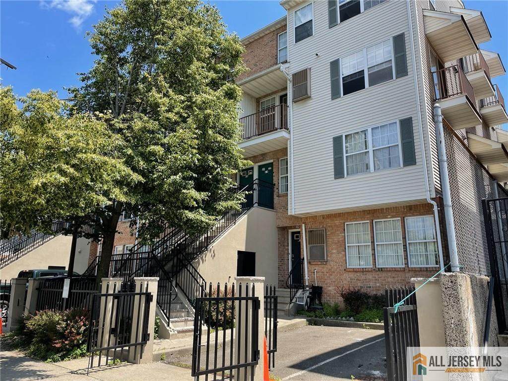 76 Union Street - Photo 1