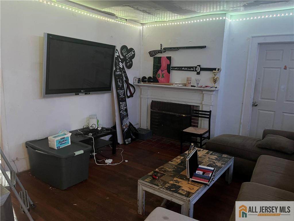 https://bt-photos.global.ssl.fastly.net/middlesexnj/orig_boomver_1_2661406M-2.jpg