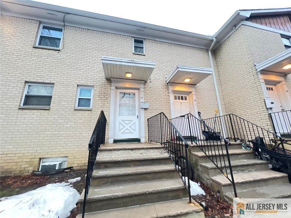 406 Cranbury Road - Photo 1