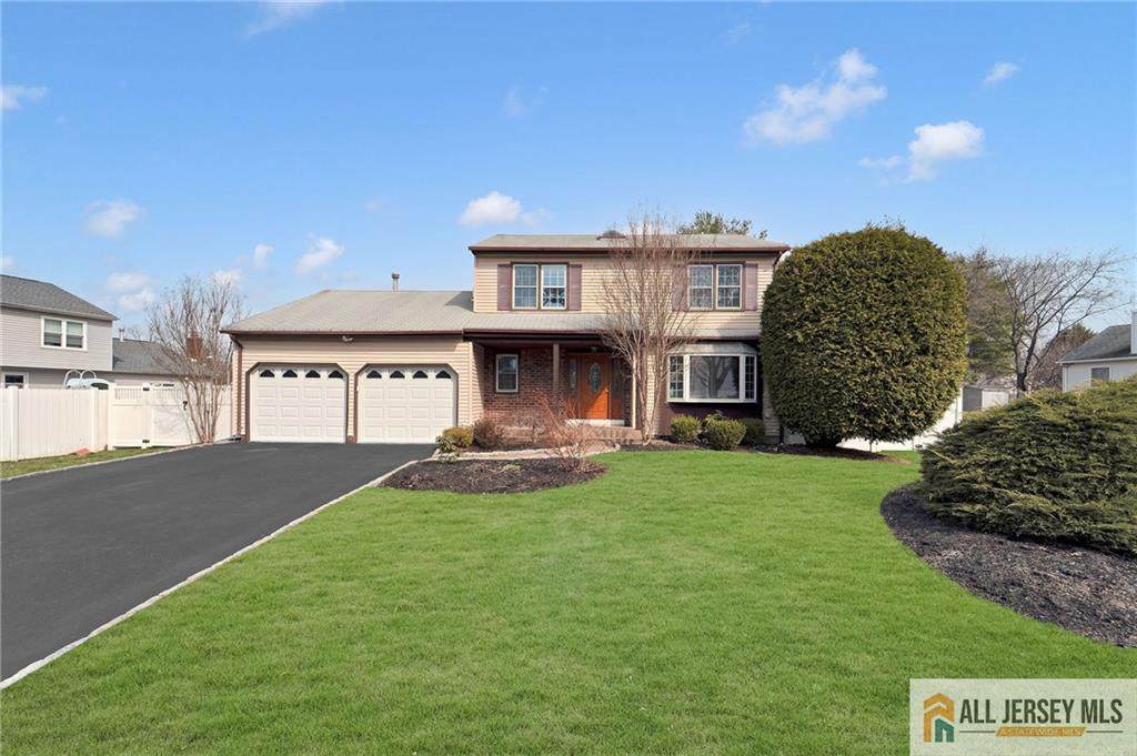 25 Stanley Avenue - Photo 1