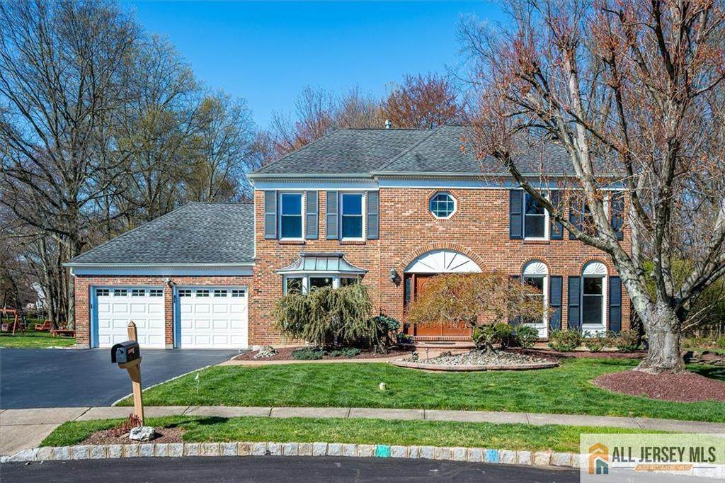 13 Patricia Way - Photo 1