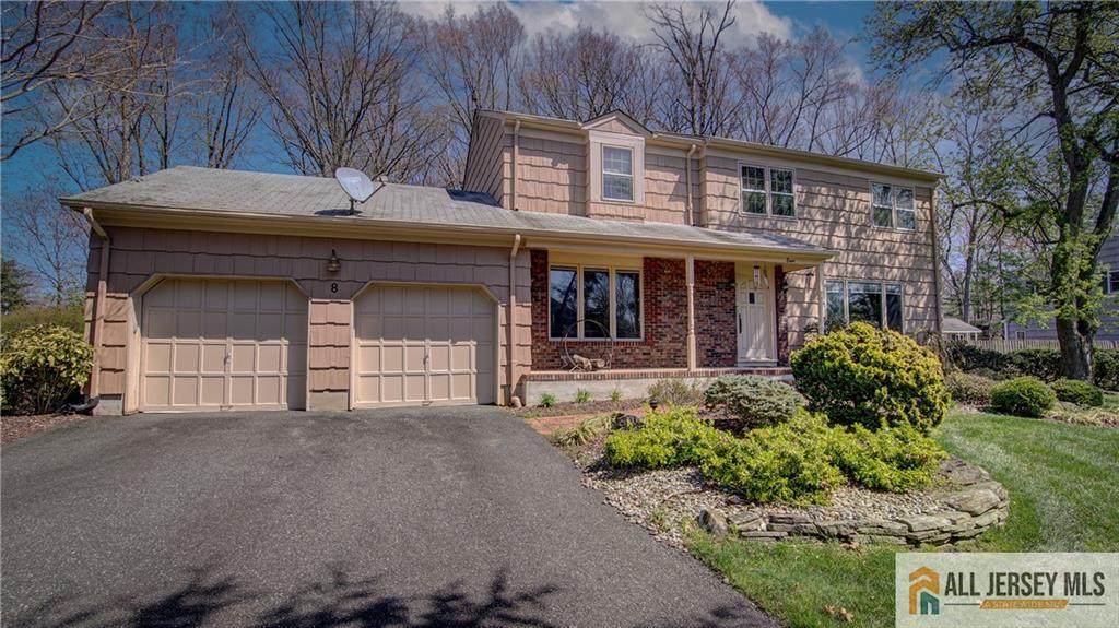 8 Valley Forge Drive - Photo 1