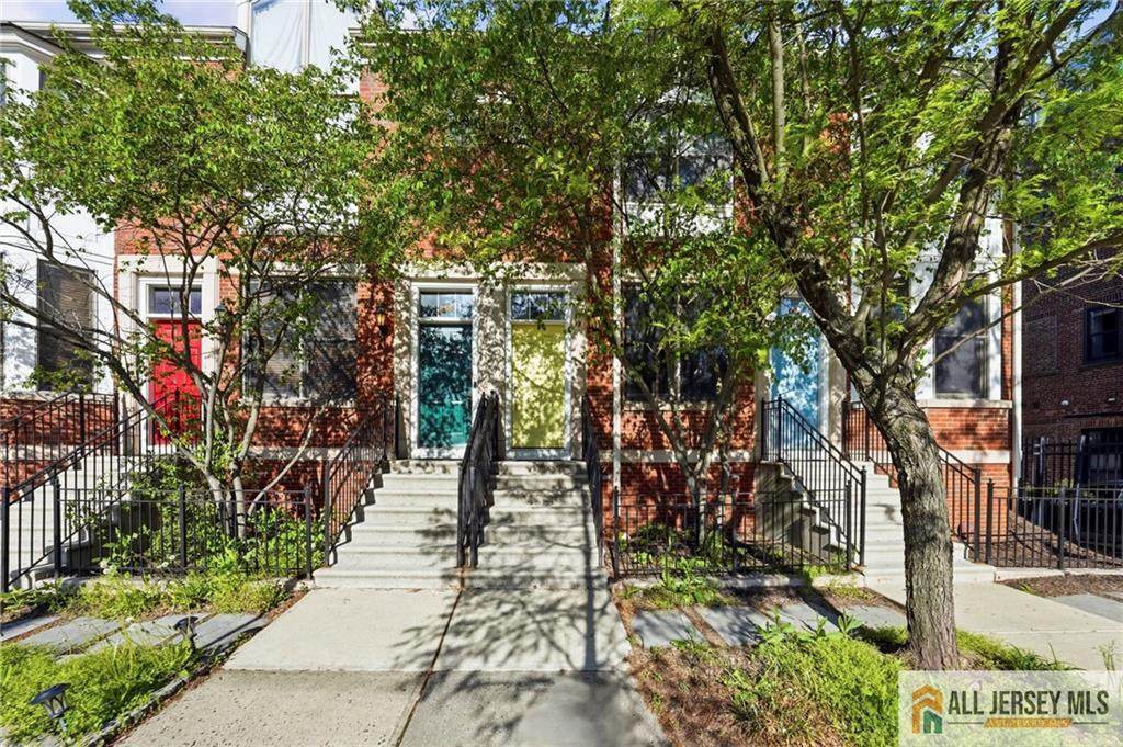 151 Neilson Street - Photo 1