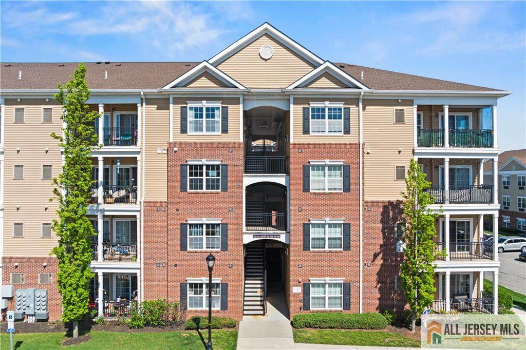 547 Celebration Way - Photo 1