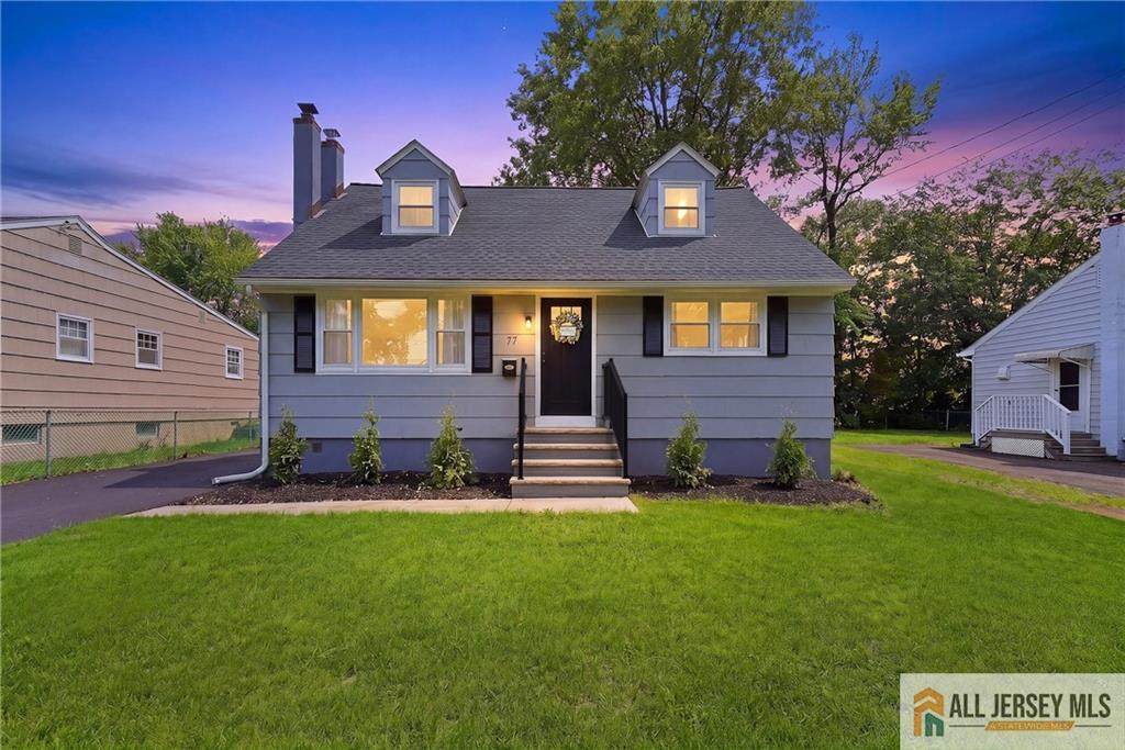 77 Carlton Avenue - Photo 1