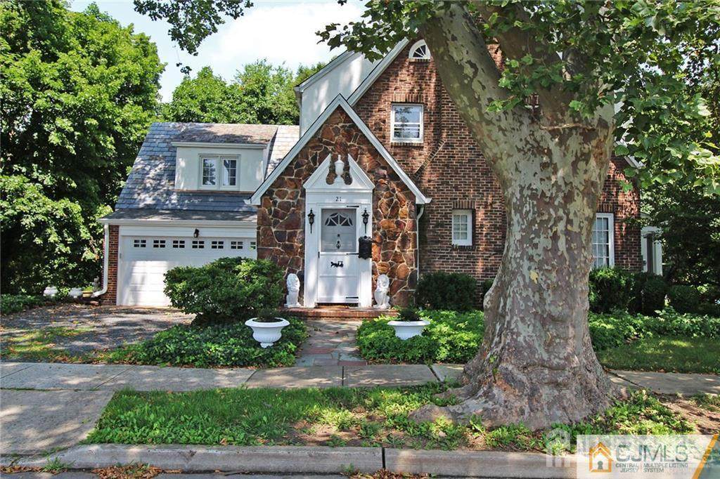 21 Elm Place - Photo 1