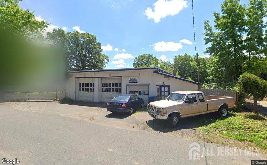 845 Forrest Avenue - Photo 1