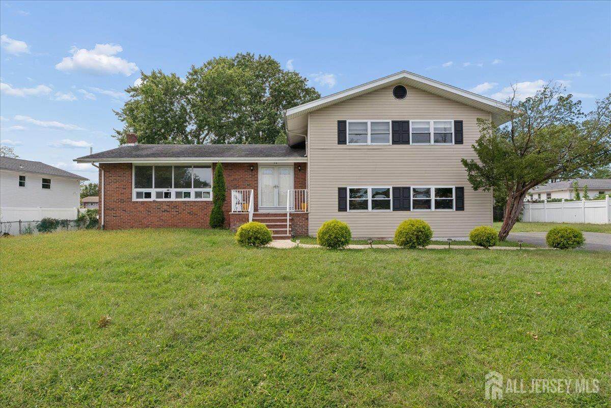 56 Gramercy Drive - Photo 1