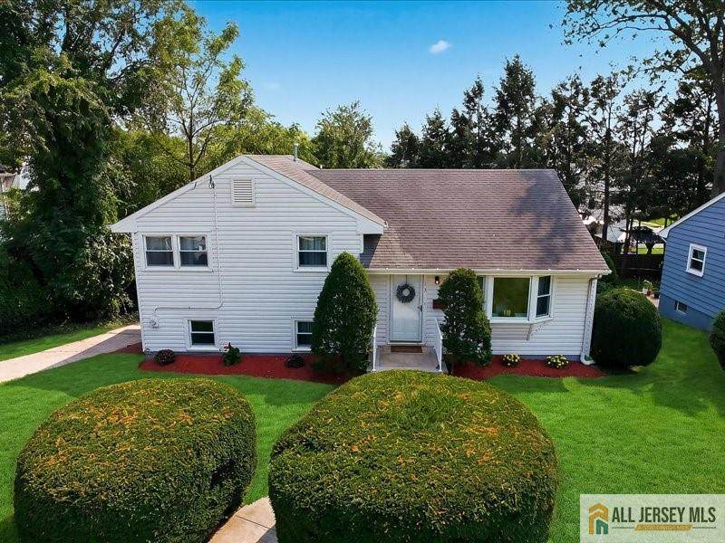 13 Glencourt Avenue - Photo 1