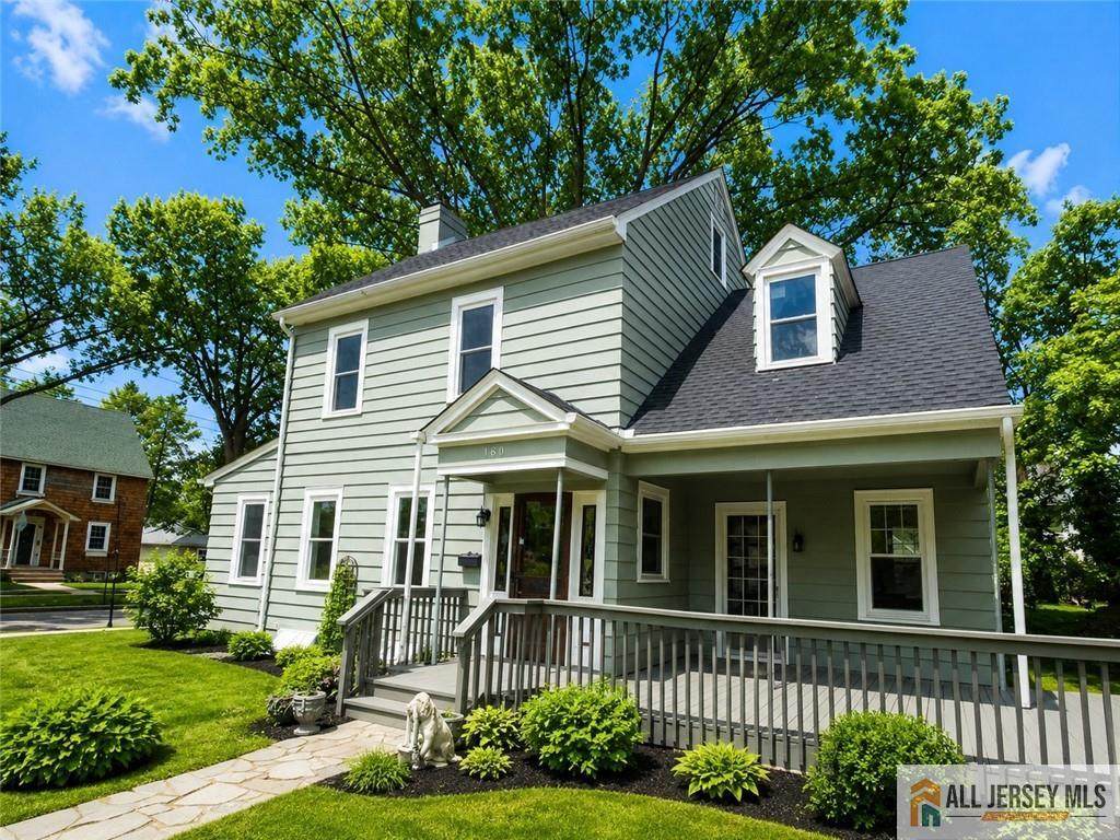 161 Nichol Avenue - Photo 1