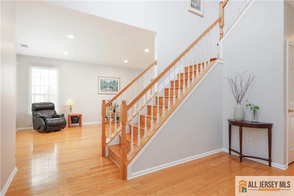 https://bt-photos.global.ssl.fastly.net/middlesexnj/orig_boomver_1_2770578M-2.jpg