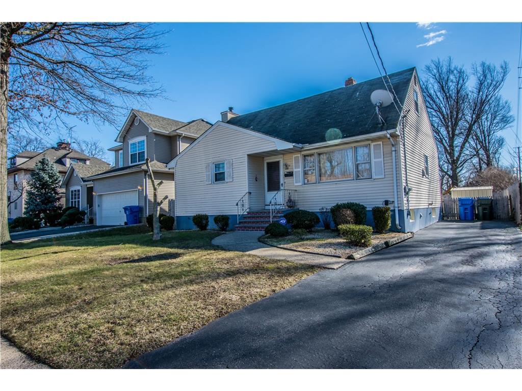 16 Brewster Street - Photo 1