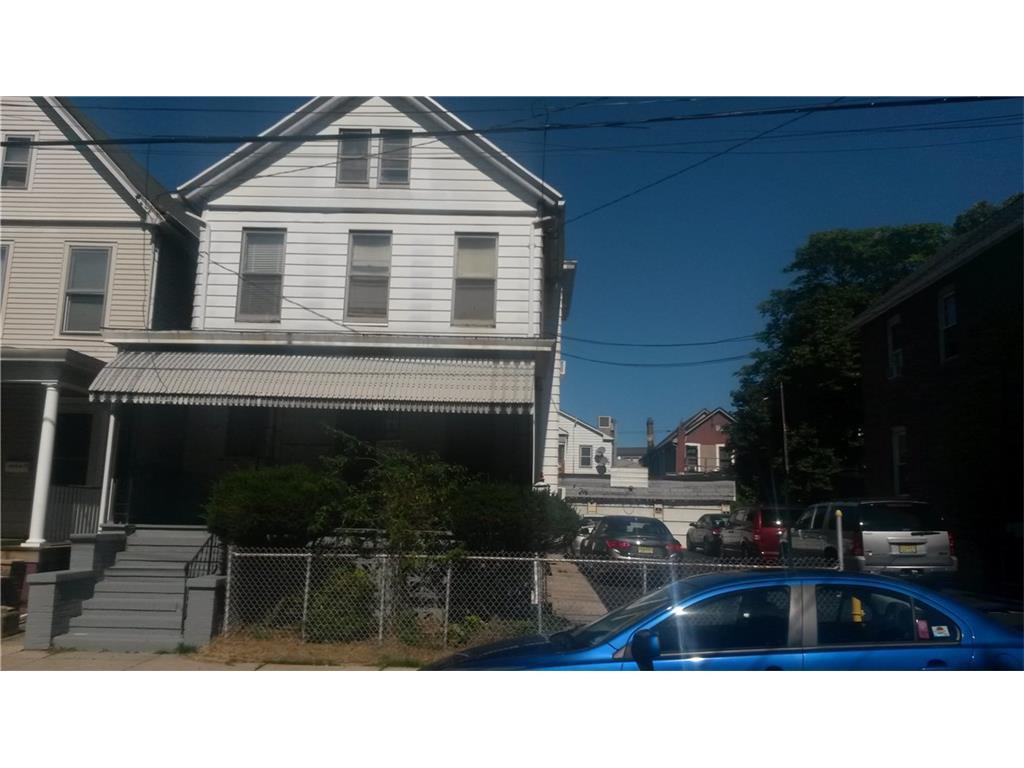 65 Guilden Street - Photo 1