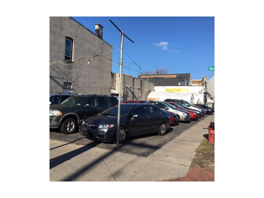 304 Smith Street - Photo 1