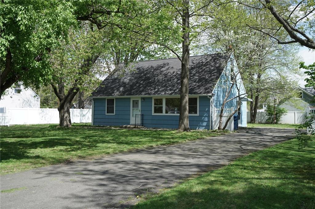15 Sarah Lane - Photo 1