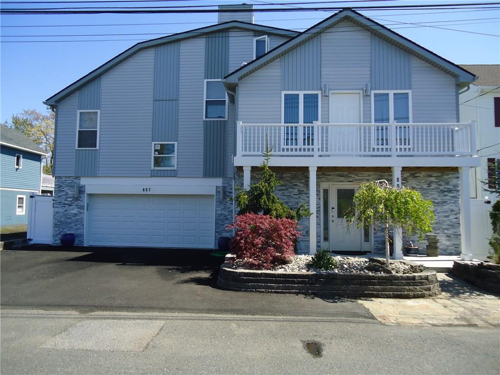 805 7th Street - Photo 1