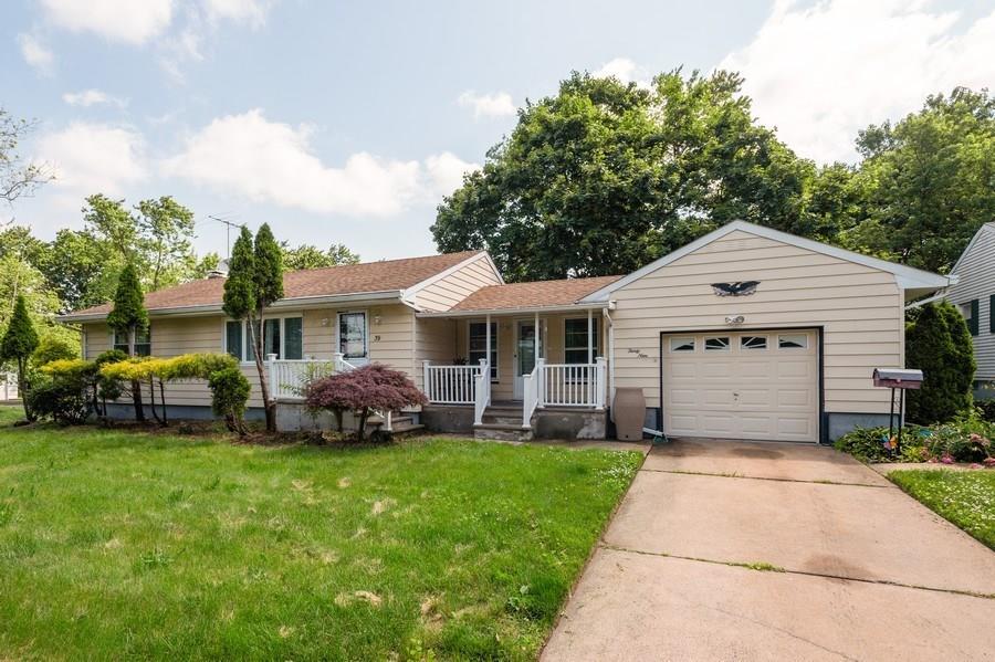 39 Highland Avenue - Photo 1