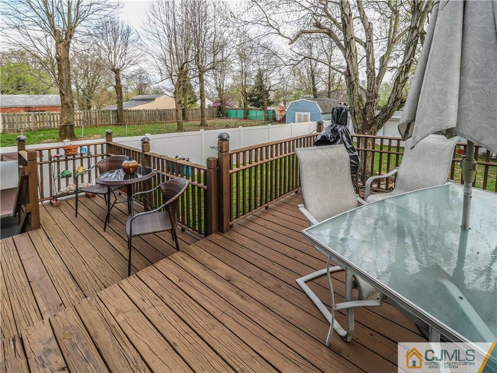 75 Evergreen Avenue - Photo 1
