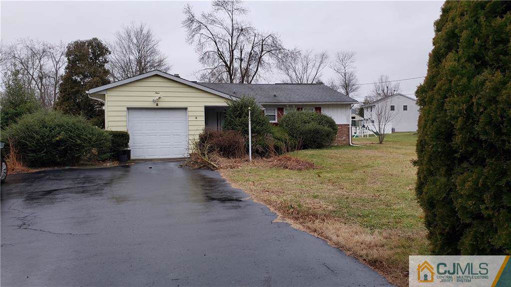 9 Heathwood Drive - Photo 1