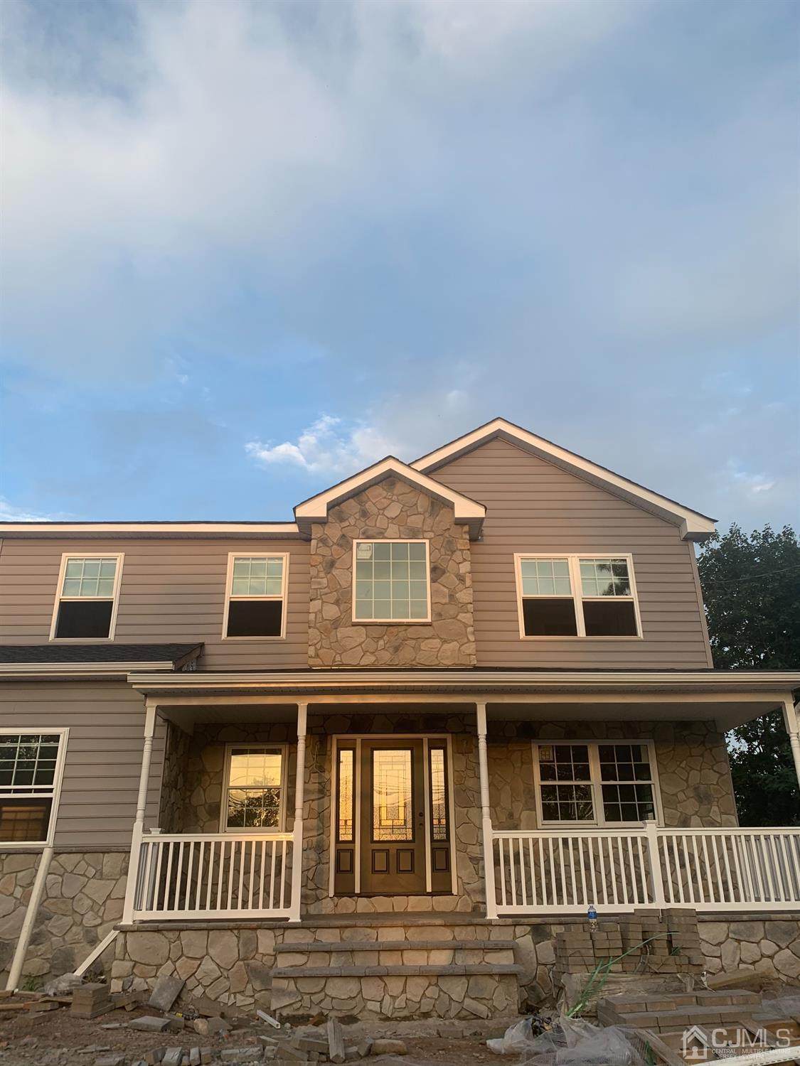 2211 Plainfield Avenue - Photo 1