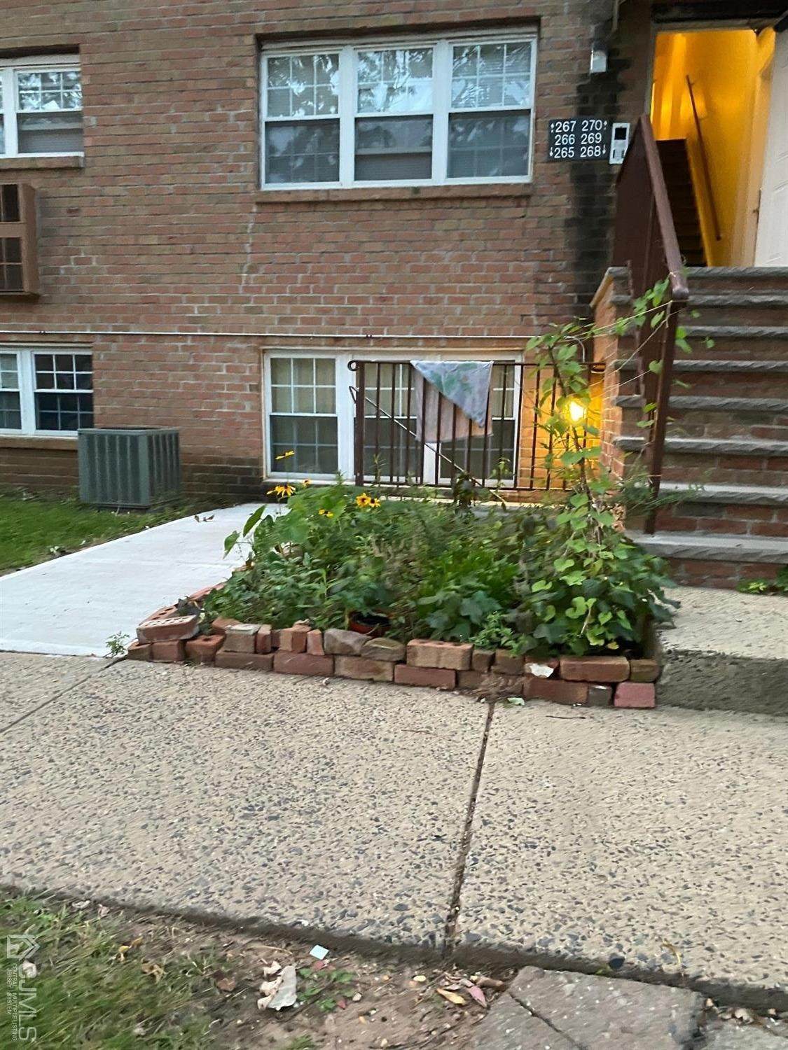 268 College Drive - Photo 1