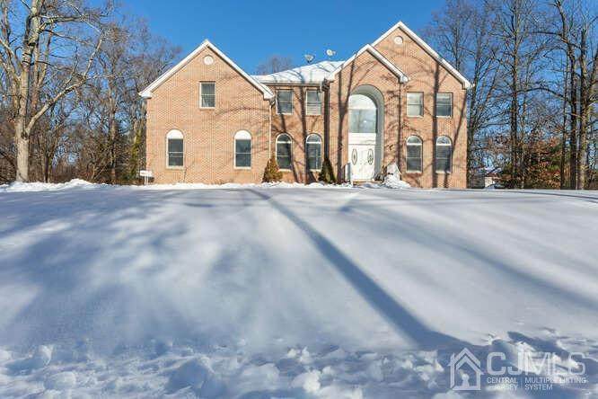 39 Richard Road - Photo 1